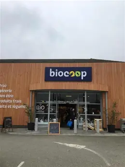 188-biocoop-segny-du-leman-magasin-alimentation-bio-devanture.webp